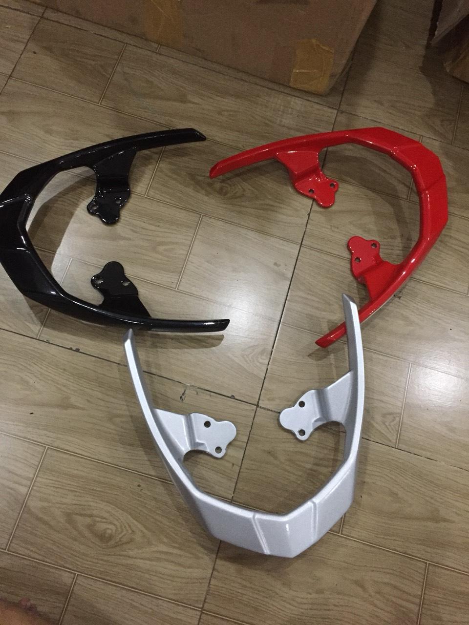 Cảng spark cho xe Sirius