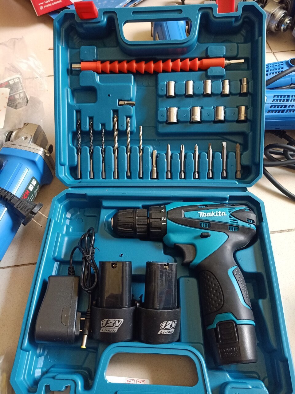 [HCM]KHOAN PIN MAKITA 12V CÓ ĐẢO CHIỀU (TẶNG BỘ PHỤ KIỆN 24 MÓN)