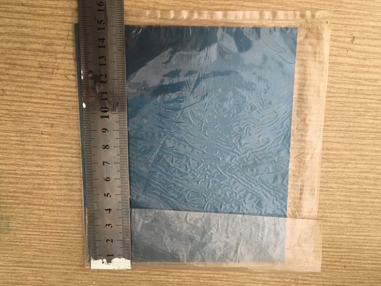 Dao thép trét bột matit kích thước 13x15cm