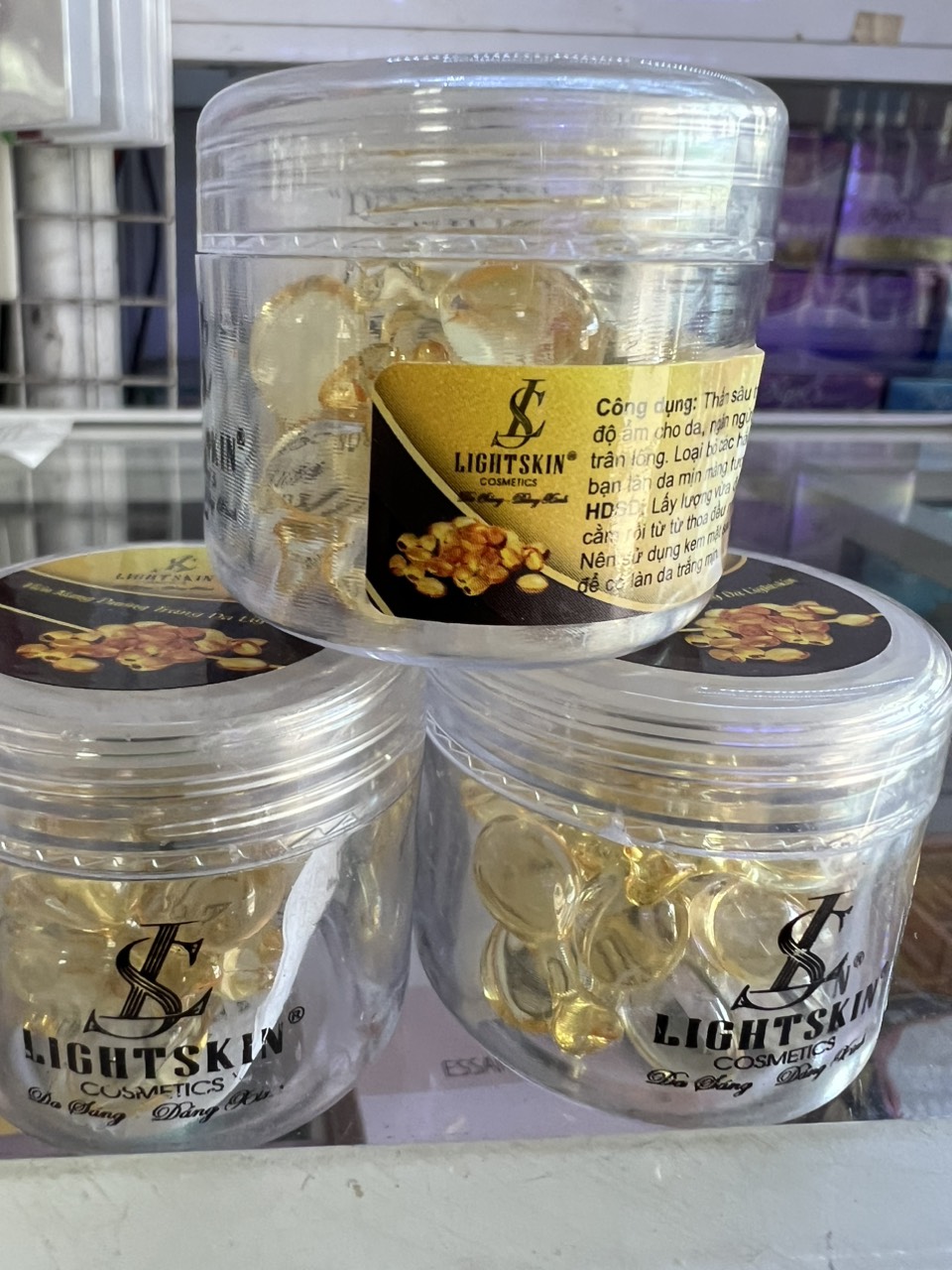 1 Viên Vitamin E Lightskin dưỡng da mềm mịn da