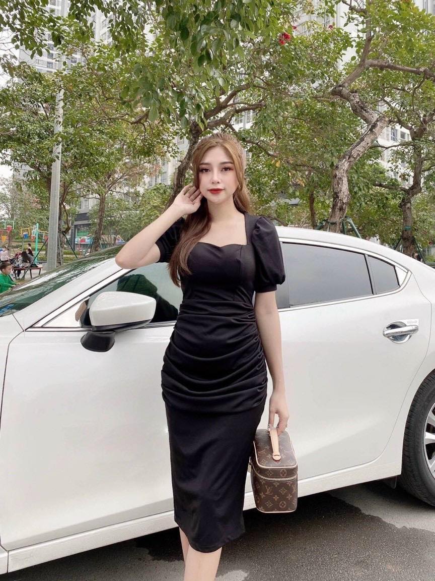 ĐẦM XẾP LY CỔ VUÔNG TAY VOAN