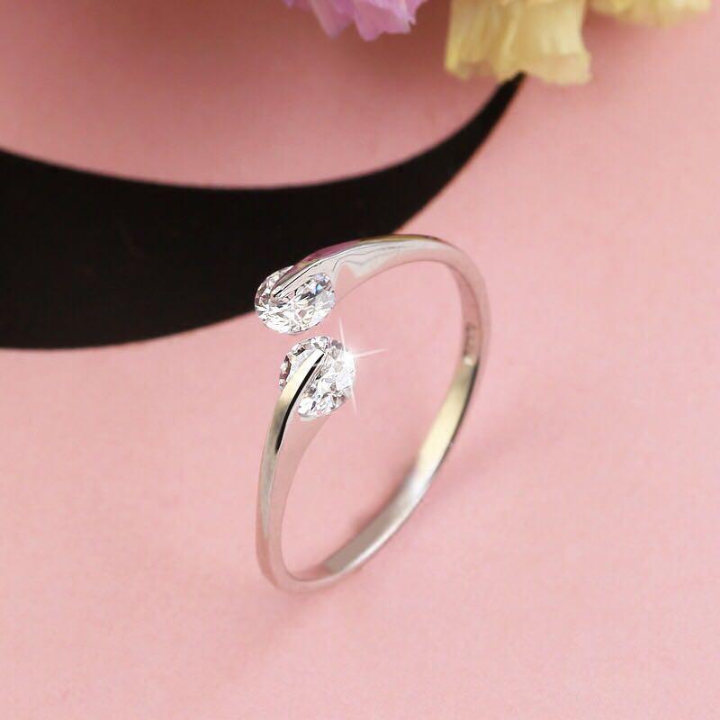Nhẫn nữ đính cườm M22