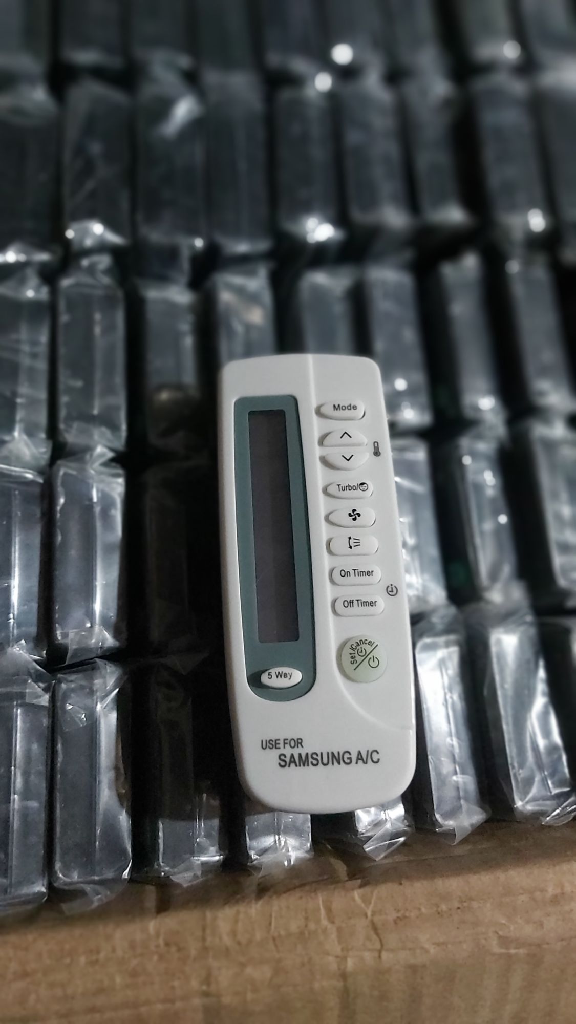 điều khiển điều hòa sam sung bé