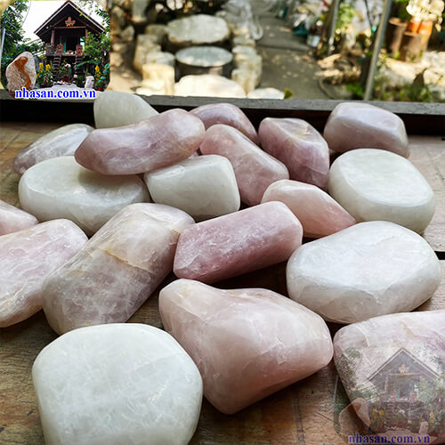 Chặn giấy đá thạch anh tự nhiên phong thủy