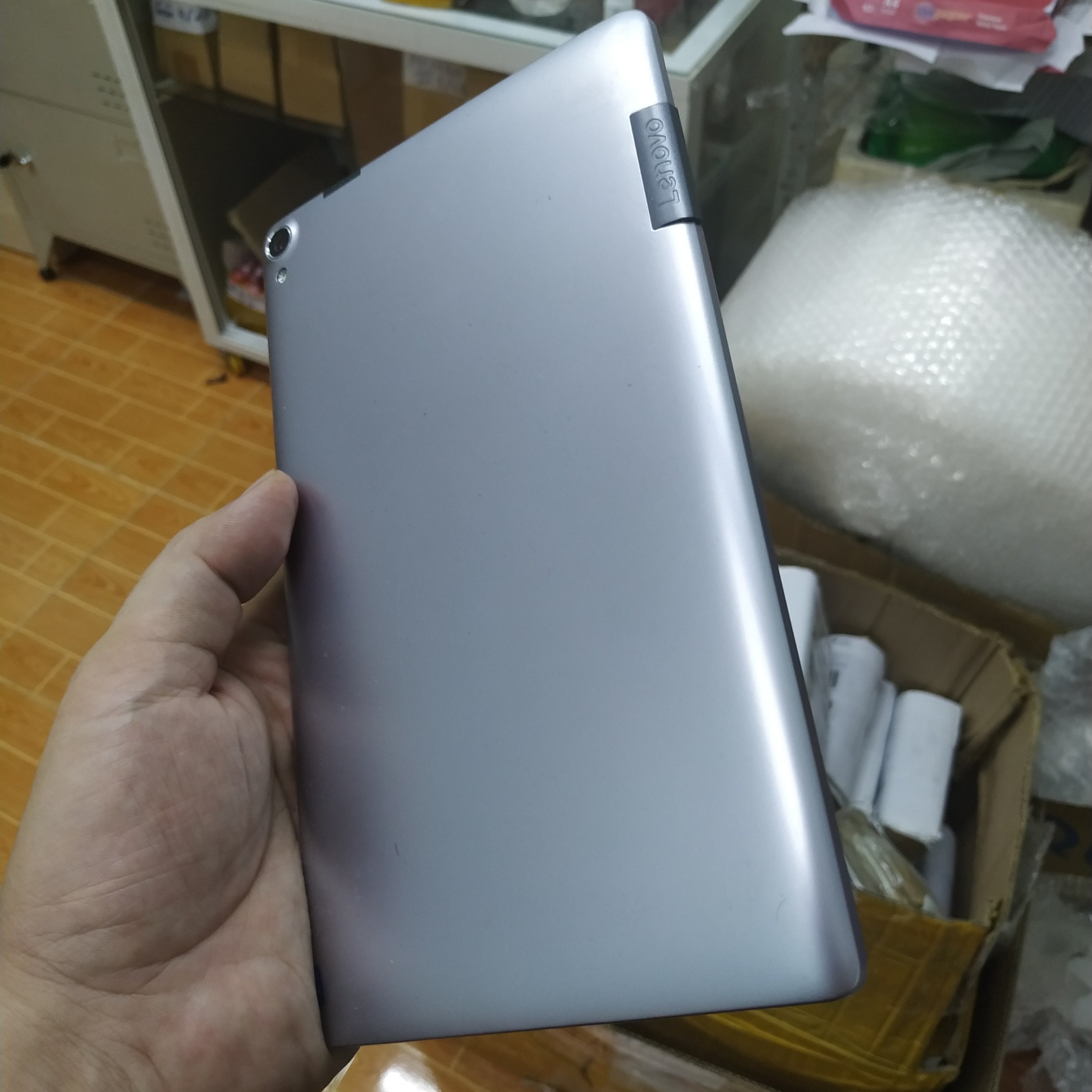 Máy Tính Bảng Lenovo Tab 3 8 Plus 8703N/X Full Box - Tặng Ốp Lưng (Chip 625 - Chơi Tốt Các Loại Games)