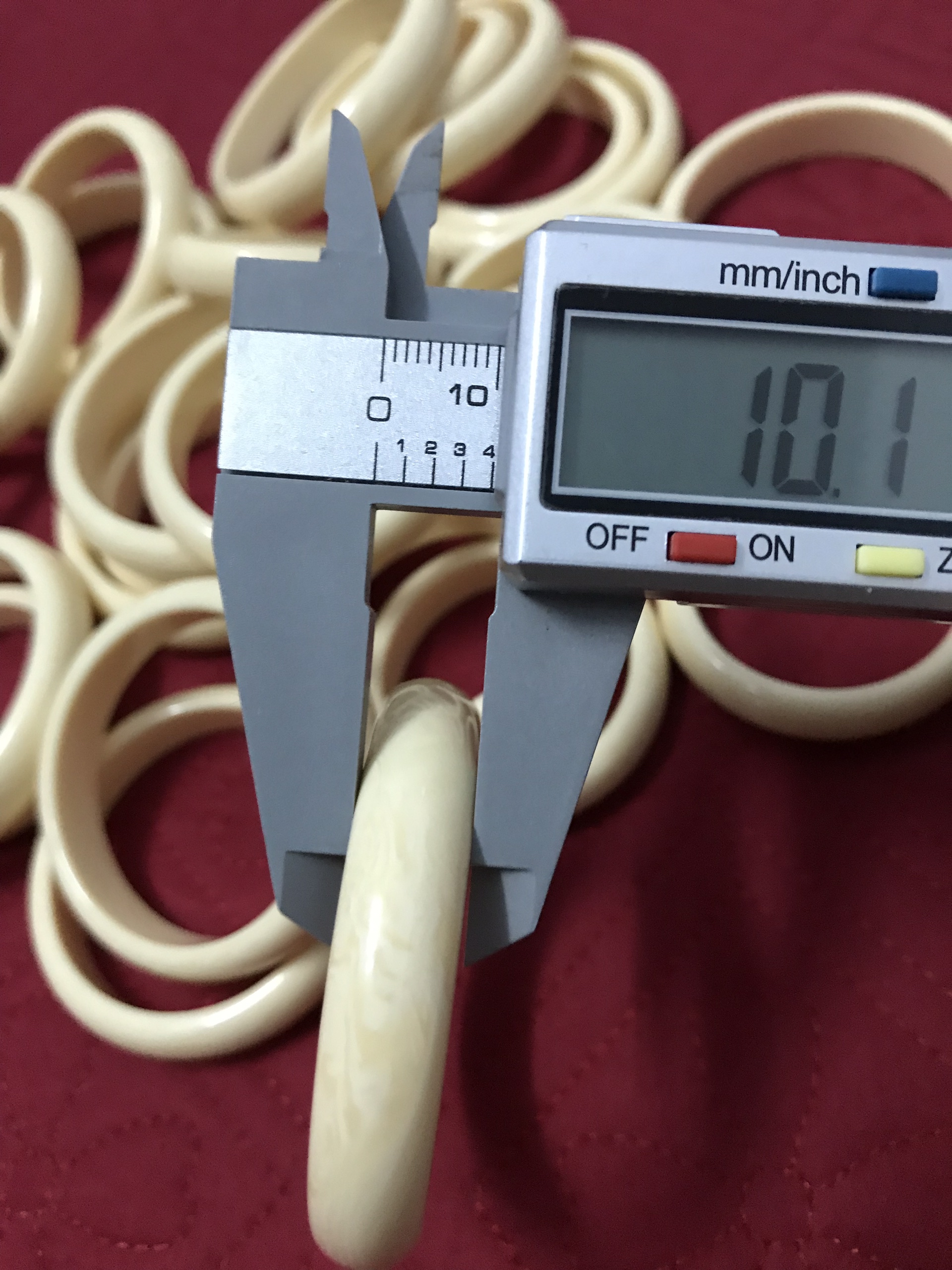 Vòng tay mỹ nghệ Đắk Lắk 10mm