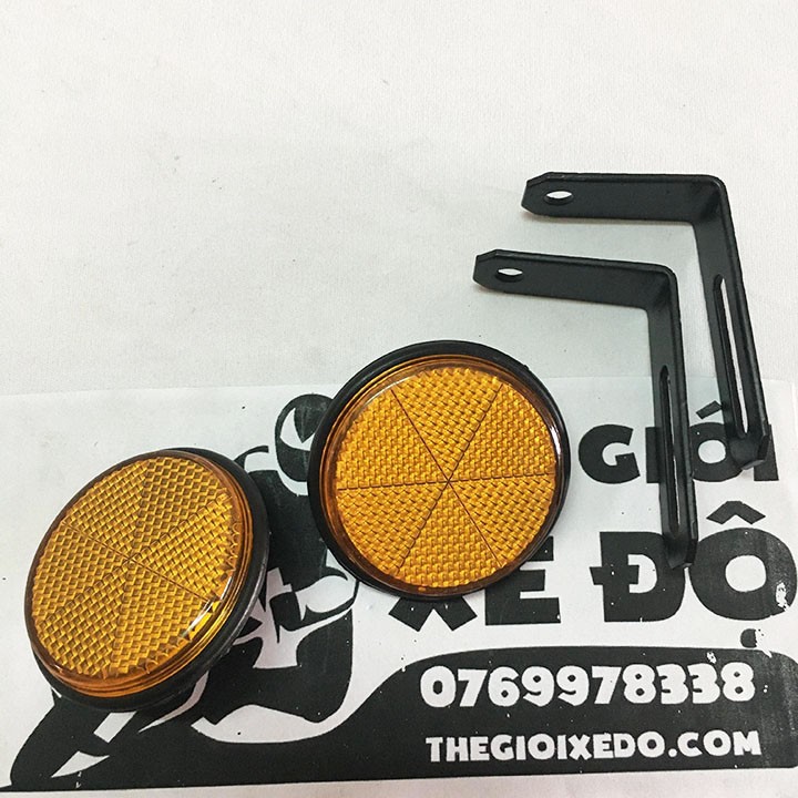 Cặp mắt mèo phản quang tròn kèm pát gắn dè sau xe máy - Mắt mèo sau xe máy