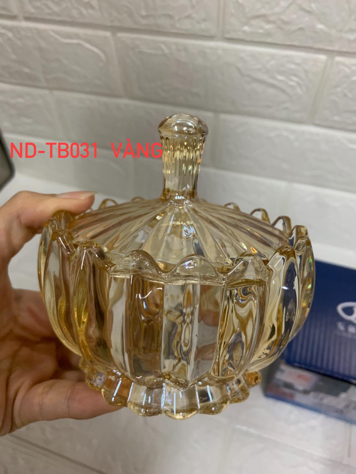 Khay đựng mứt tết 6 ngăn thuỷ tinh cao cấp, hũ thuỷ tinh đựng bánh kẹo tết phong cách Bắc Âu