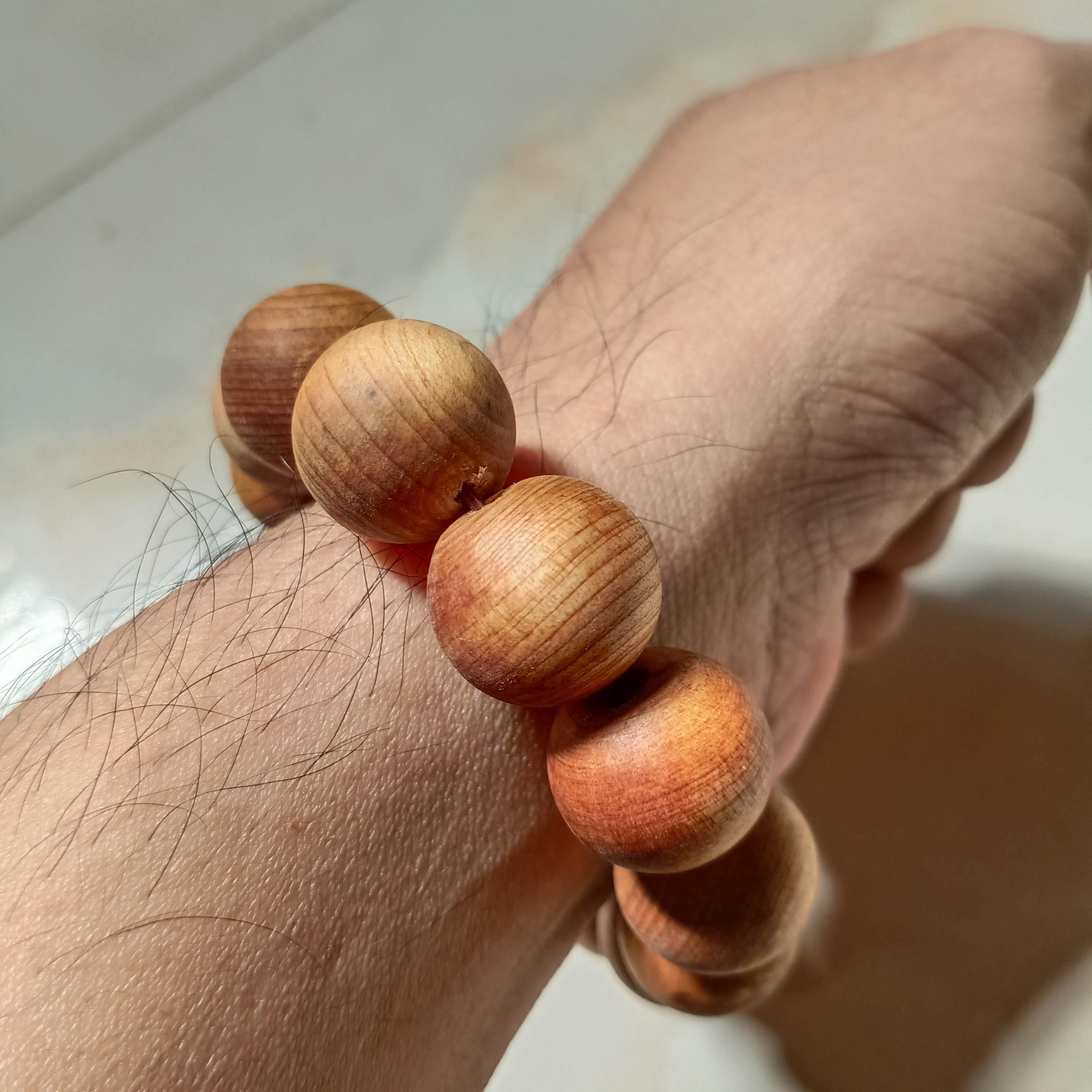 Vòng tay gỗ ngọc am 16 ly