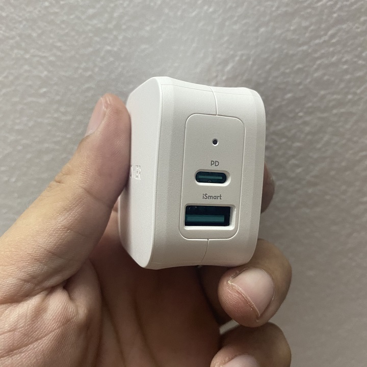 Củ sạc nhanh RAVPower RP-PC144 2 cổng 30w ( 1 type C; 1 type A) hỗ trợ PD/PPS