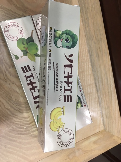Kem Đánh Răng Trẻ Em Hàn Quốc Uchi 75G