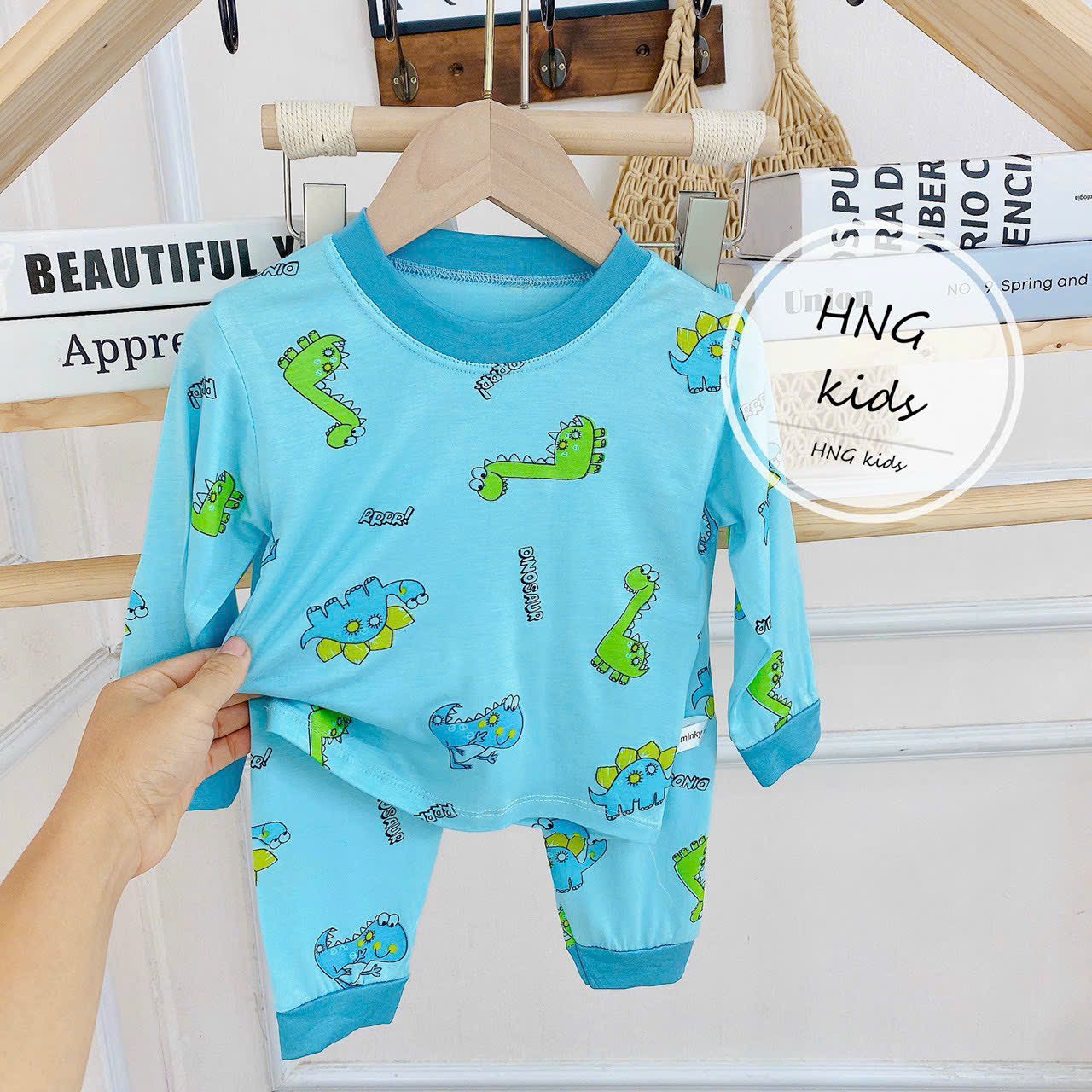 Size Bộ quần áo dài tay thun lạnh minkymom in hình họa tiết kín cho bé trai bé gái