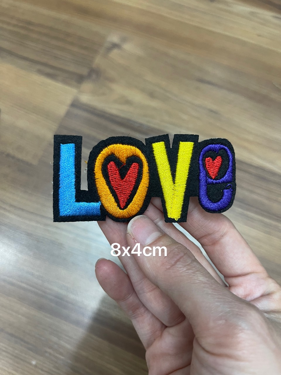 Miếng Sticker Thêu Ủi hình love