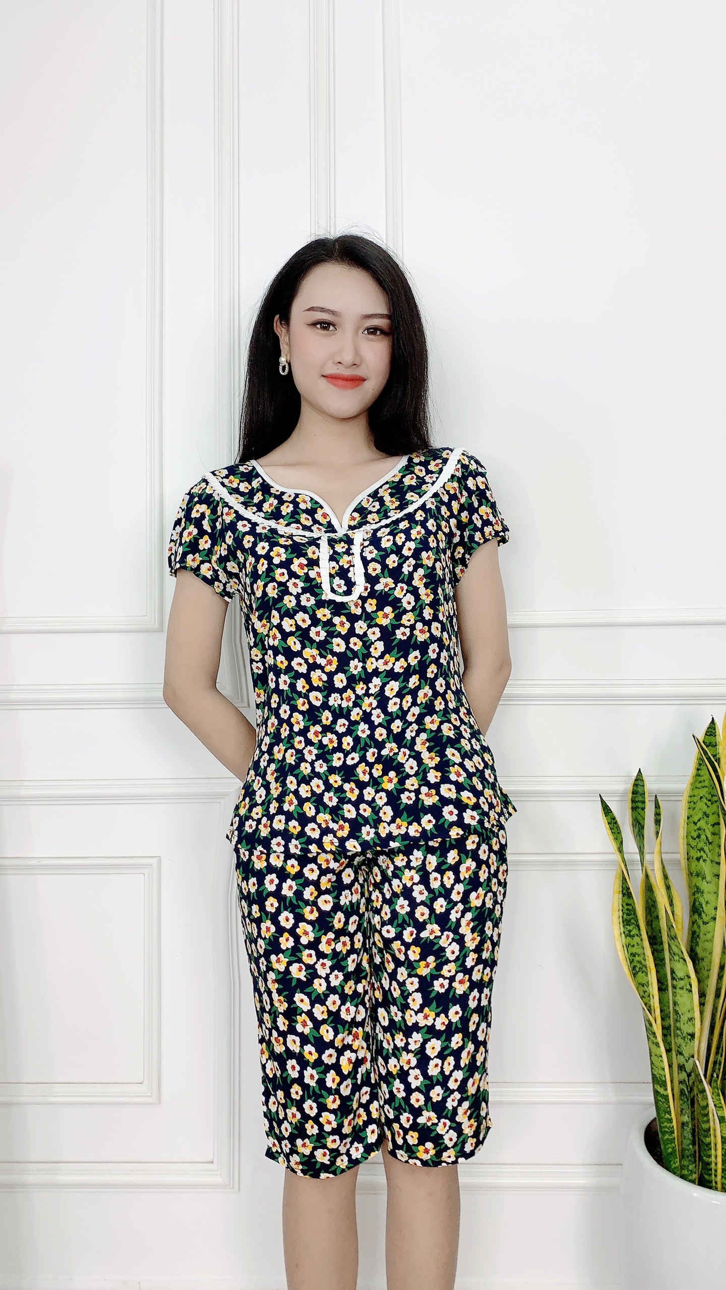 Bộ mặc nhà lanh lửng SEFA cổ bèo ren