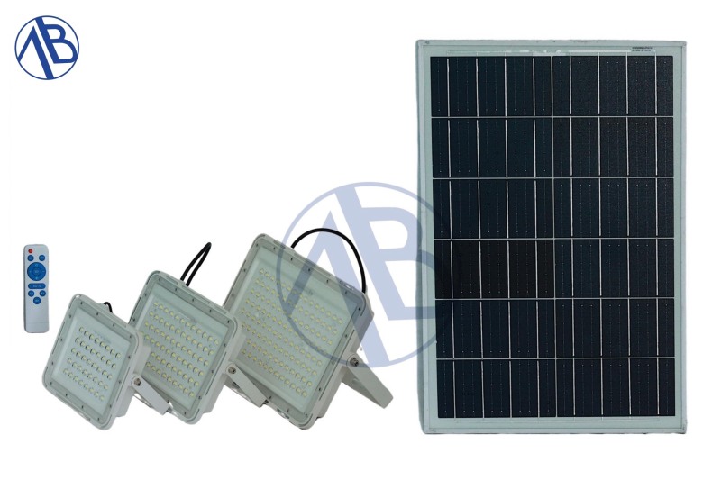 lèn led năng lượng mặt trời 100w
