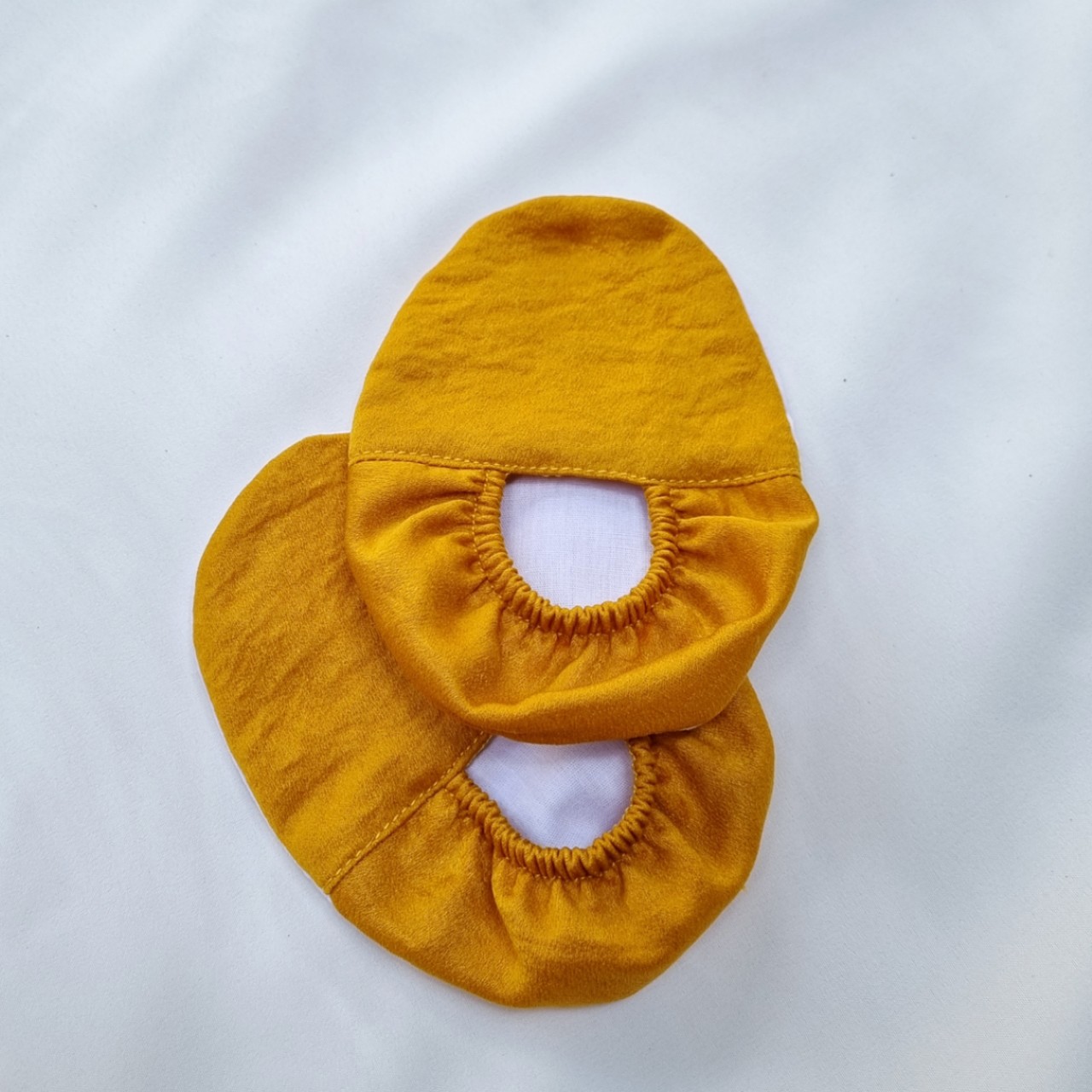 Bodysuit lụa vàng cho bé gái full sét 3 món size ss-13kg