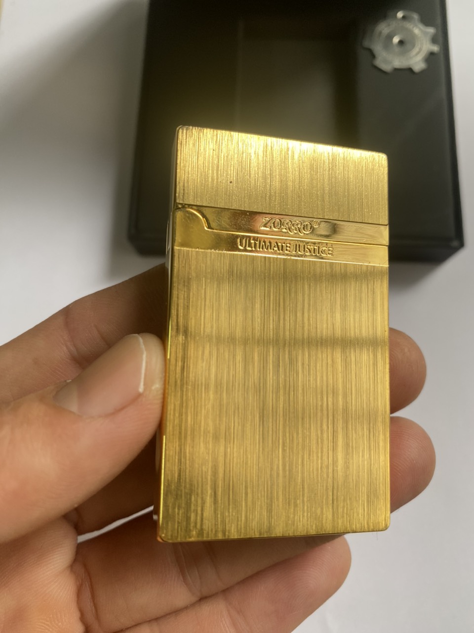 QUẸT  ZORRO Z643 CAO CẤP FULL BOX