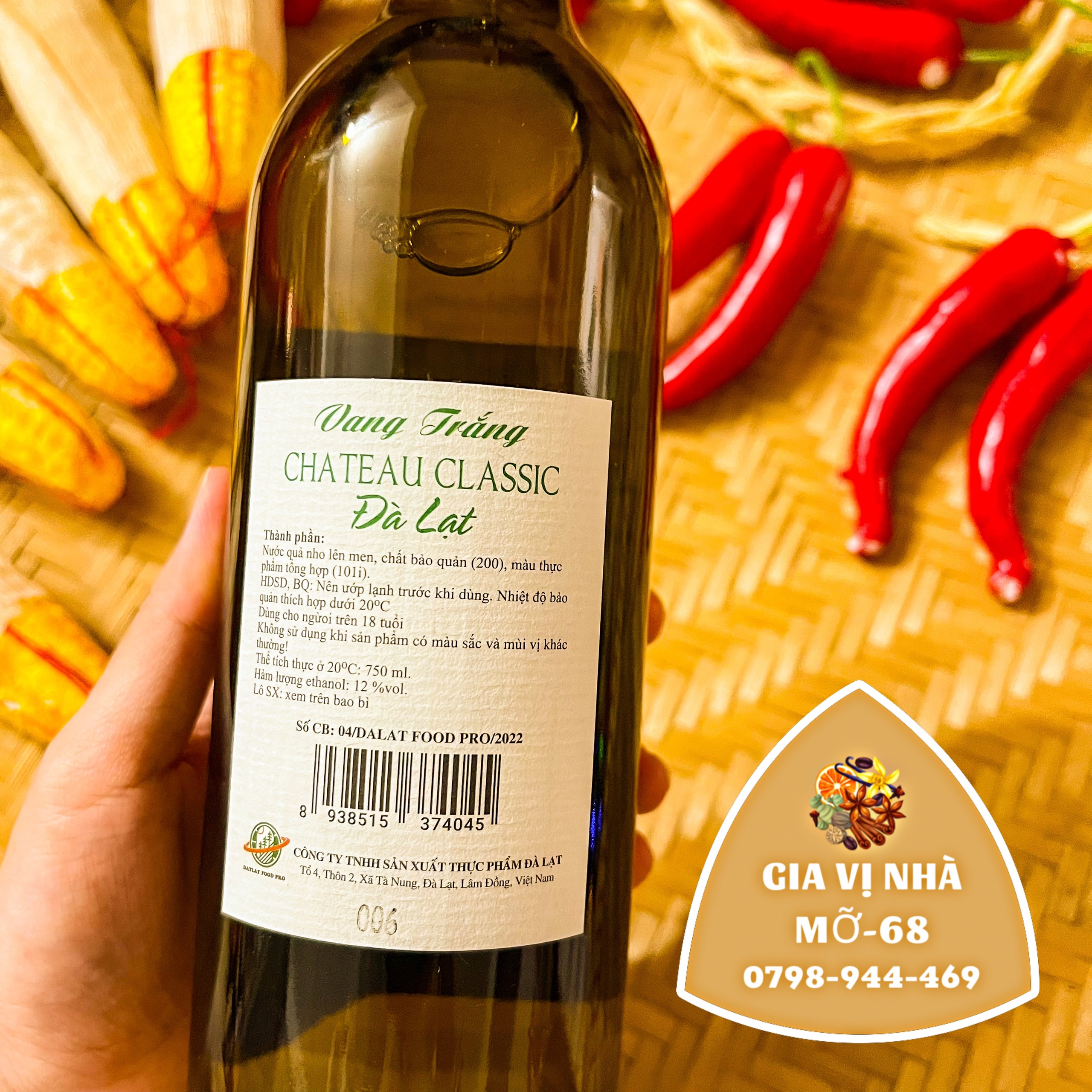 VANG TRẮNG ĐÀ LẠT CHATEAU CLASSIC ( DÙNG TRONG NẤU ĂN )- CHAI 750ML