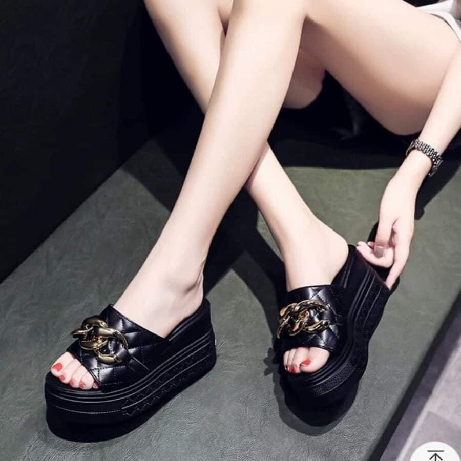 DÉP XUỒNG QUAI DA XÍCH