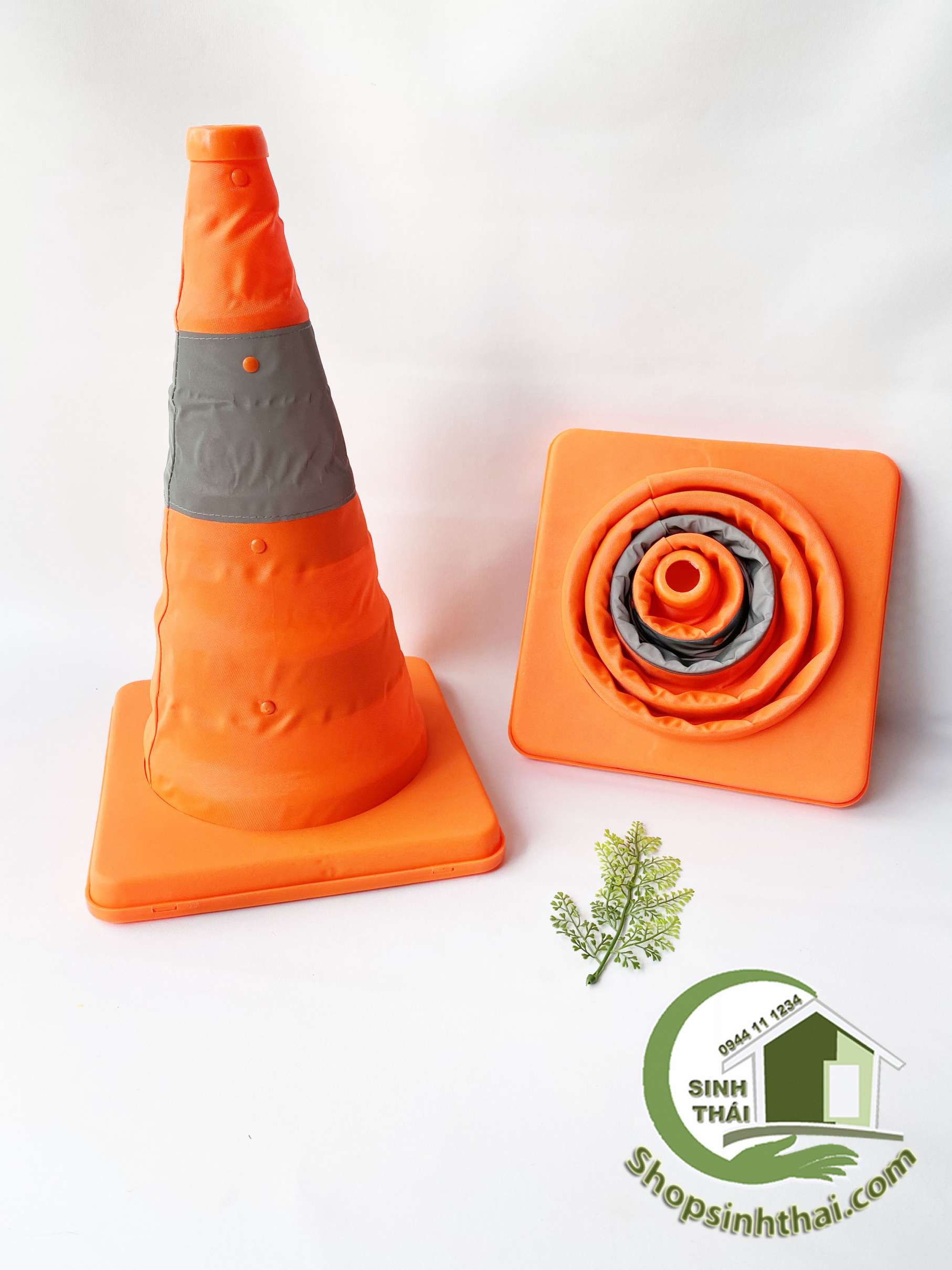 [HCM]Cọc tiêu giao thông vải xếp gọn - cột giao thông hình chóp phản quang phân làn cảnh báo công trình - 48cm