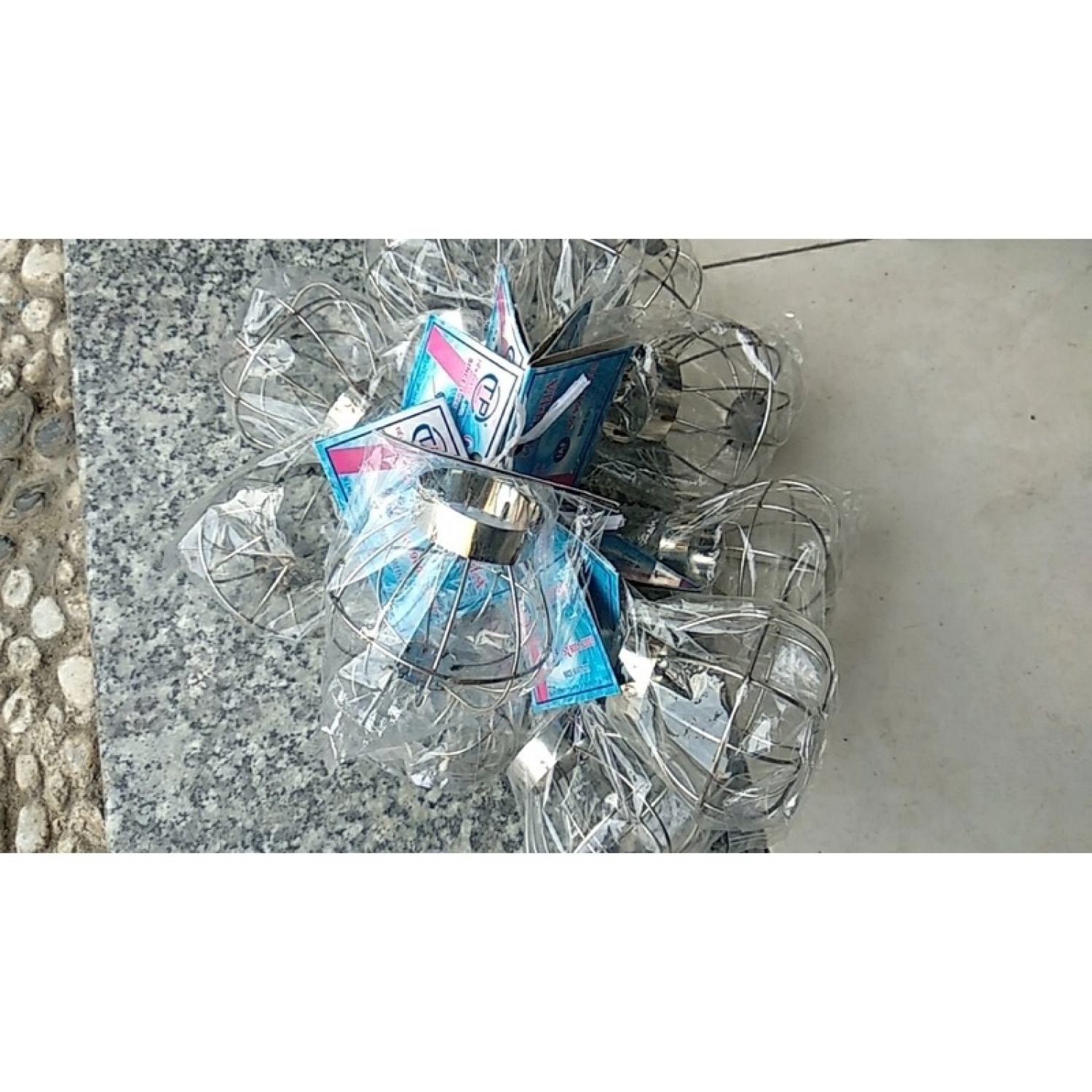 Quả cầu chắn rác sân thượng, hành lang inox phi 60,90
