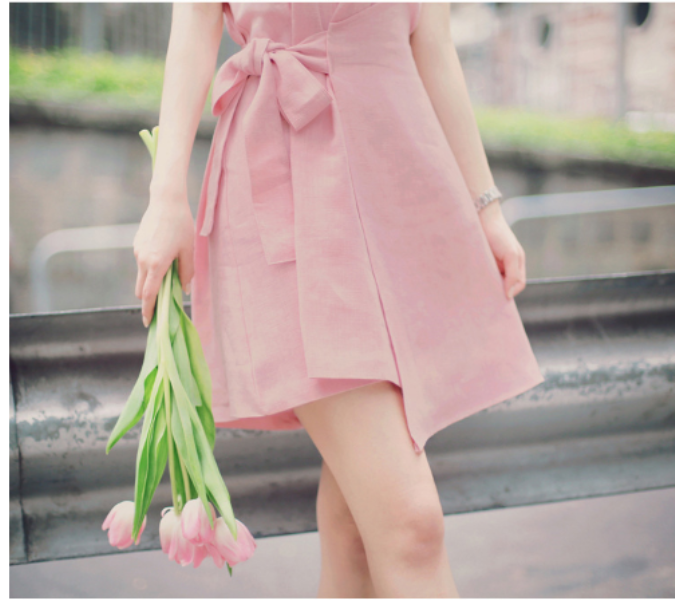 Đầm hồng thắt eo đẹp dịu dàng