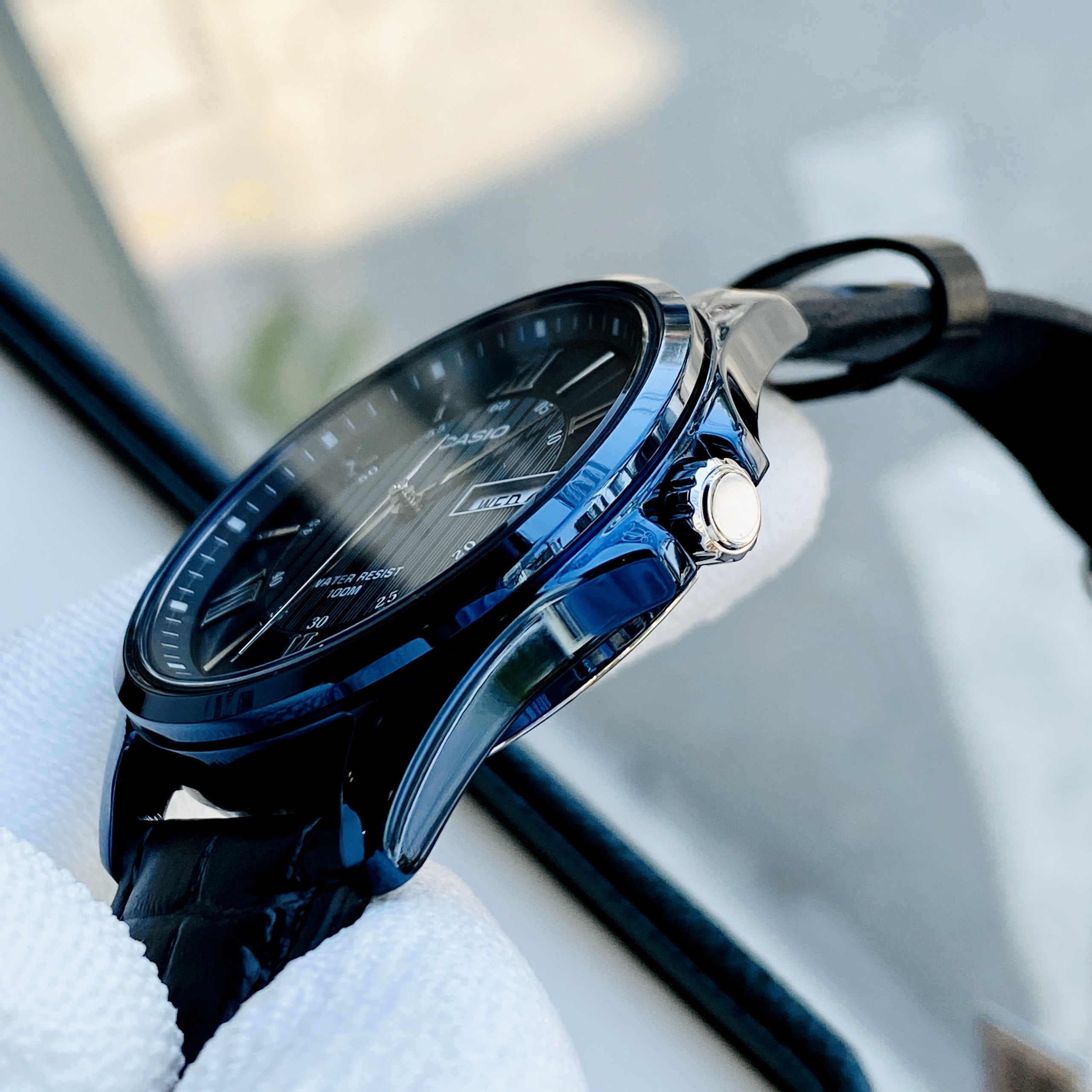 Đồng hồ nam dây da Casio MTP 1384BUL-1