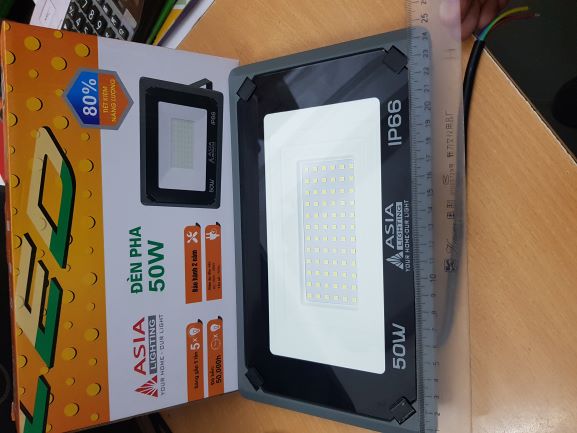 Đèn pha led 100w,150W,200w ánh sáng trắng/vàng Asia