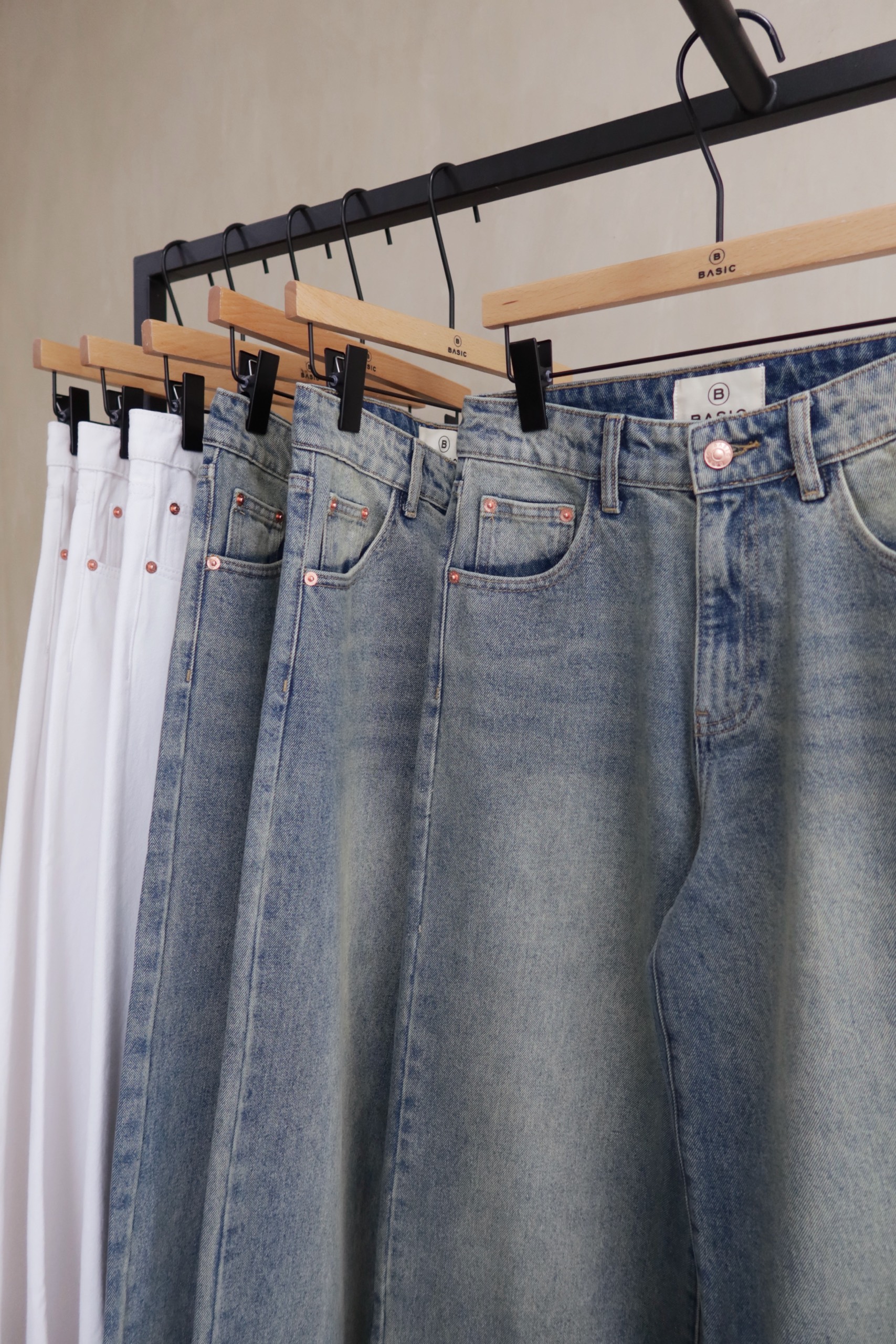 Quần jeans ống suông BASIC LEM JEANS