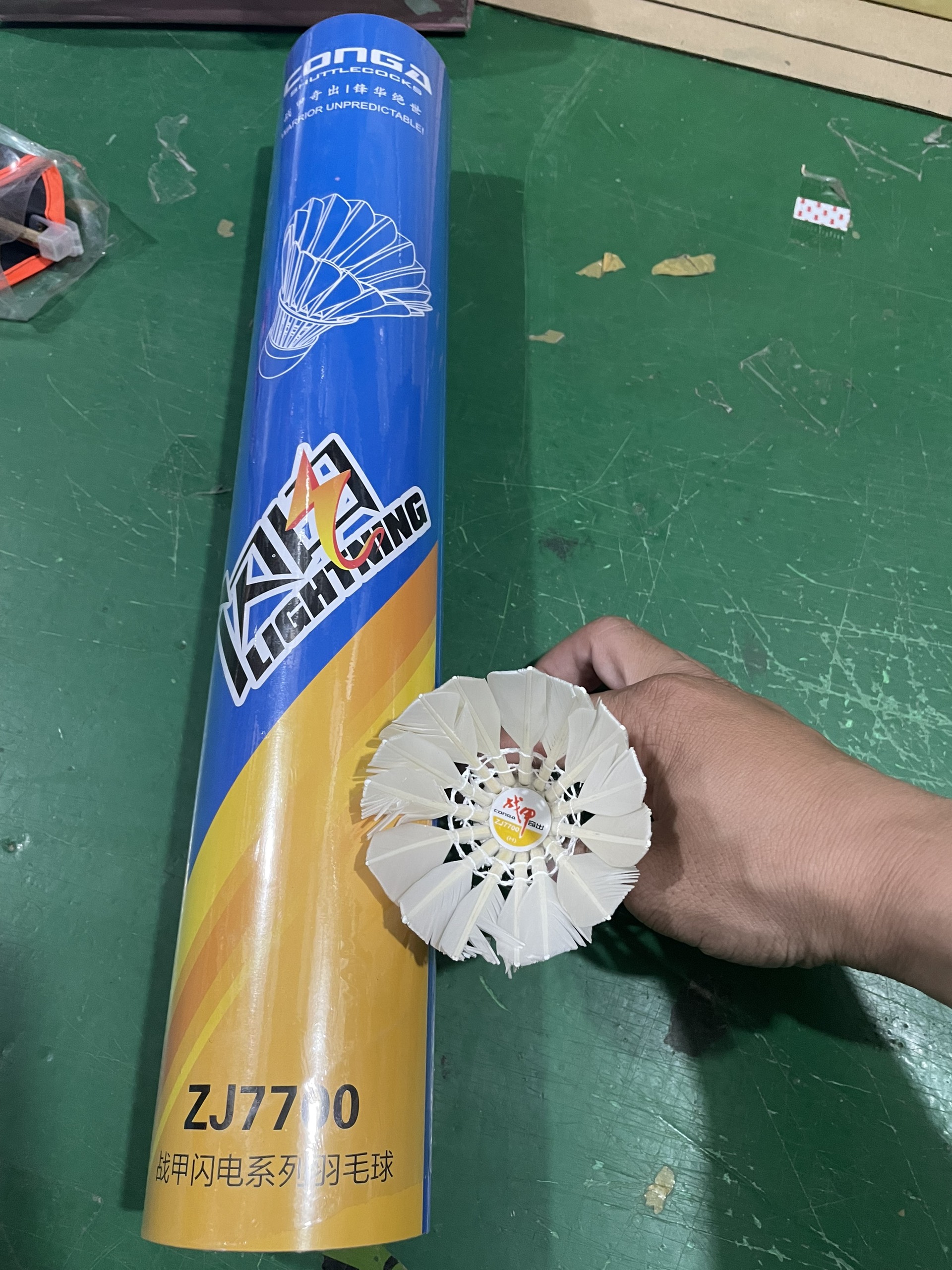 Quả cầu lông cao cấp conga zj7700 - trái cầu lông lông vũ