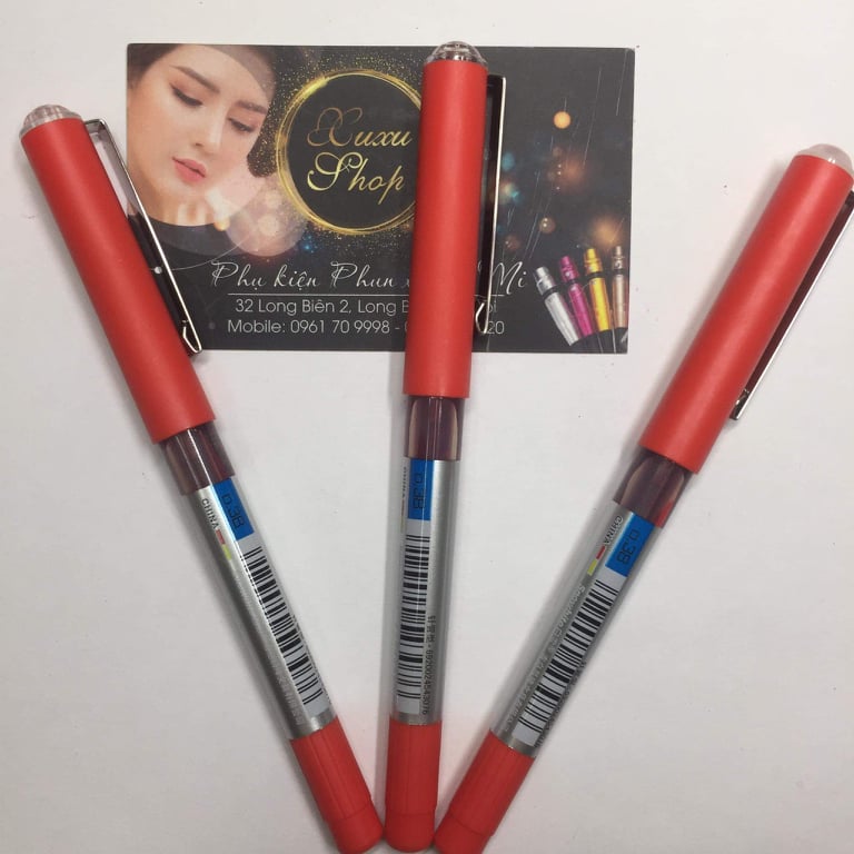 Bút định hình môi, mày không trôi V5