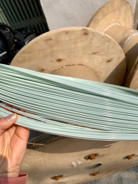 Nan cáp quang làm lồng chim ( 1kg )