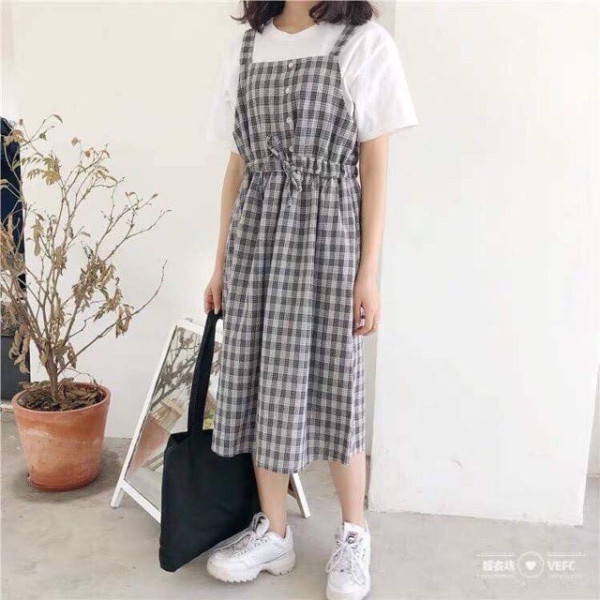 Váy yếm karo a1