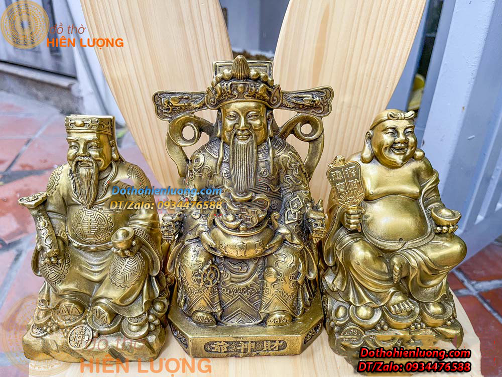 Bộ Tượng 3 Ông Thần Tài Thổ Địa Ông Phát Bằng Đồng Thau Màu Vàng
