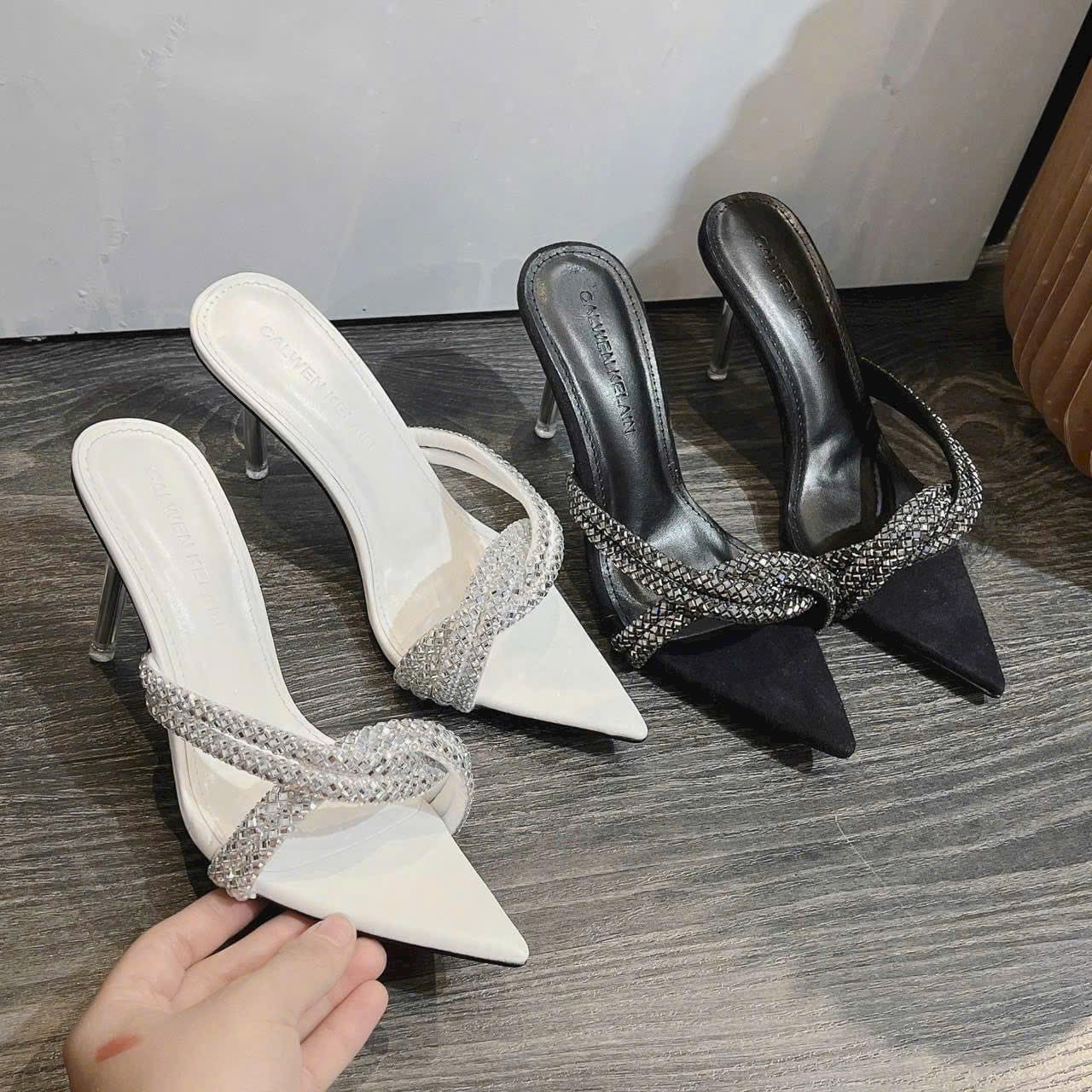Dép guốc 9p mẫu dây đá siêu sang.