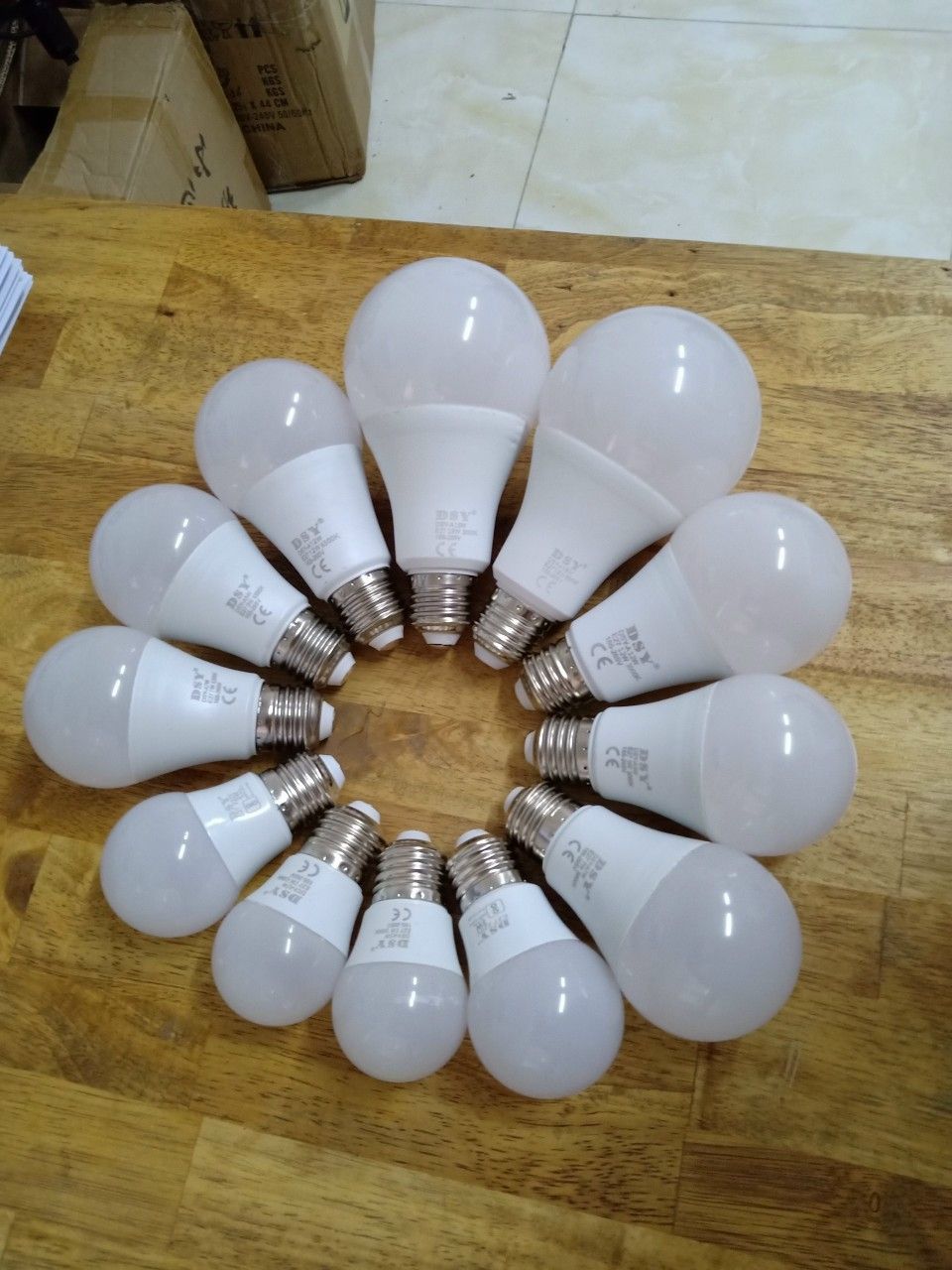 Bóng led búp 9w đui e27 phổ thông