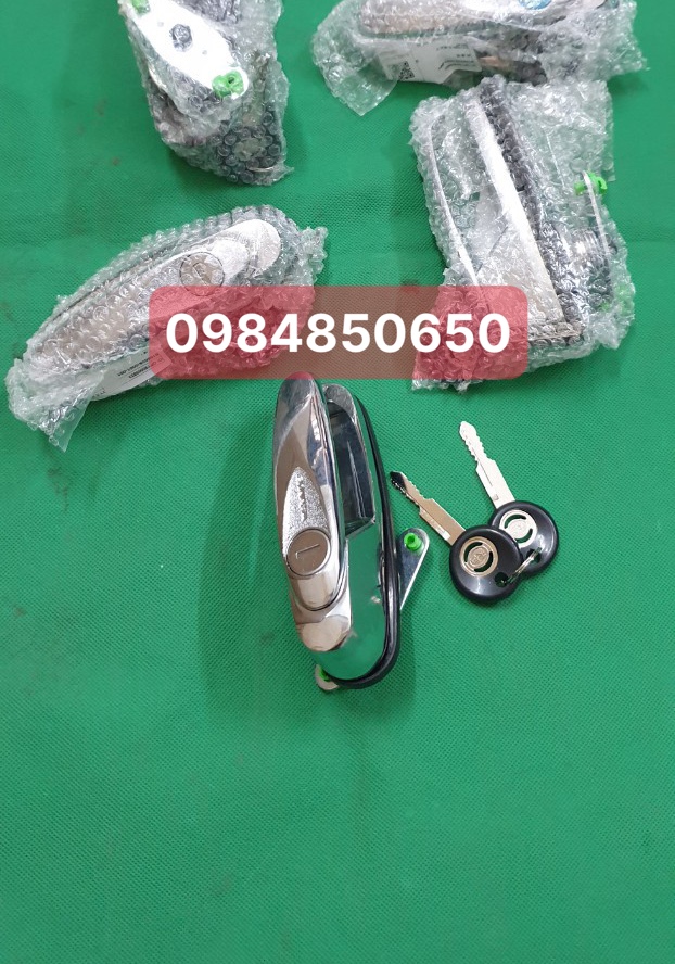 Khóa nắp thùng sau BT50, Ford Ranger