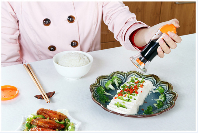 Bình đựng nước mắm dầu ăn dầu gấc nhà bếp