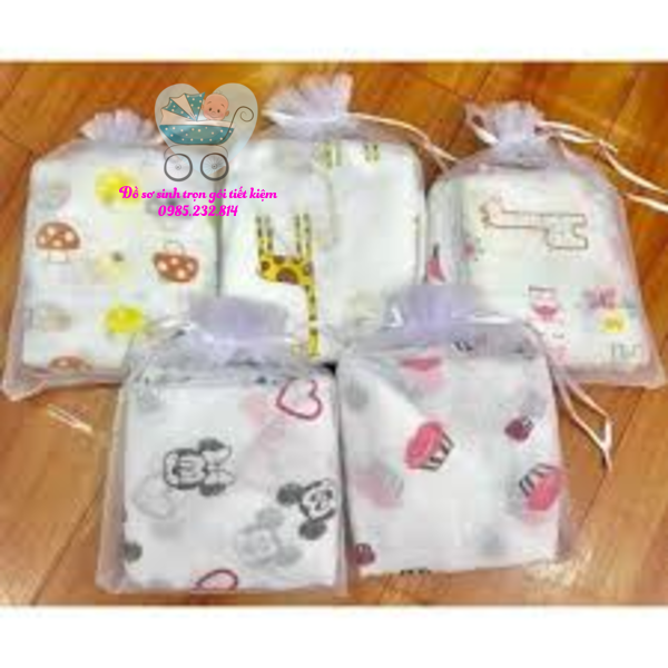 Set 10 khăn sữa Aden họa tiết dễ thương cho bé