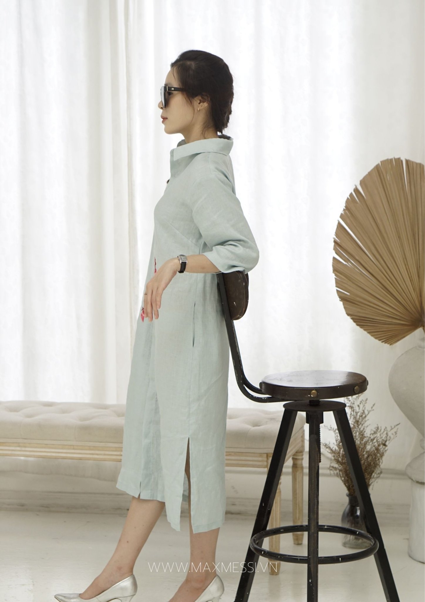Đầm linen thêu tay ANGELA - MaxMessi