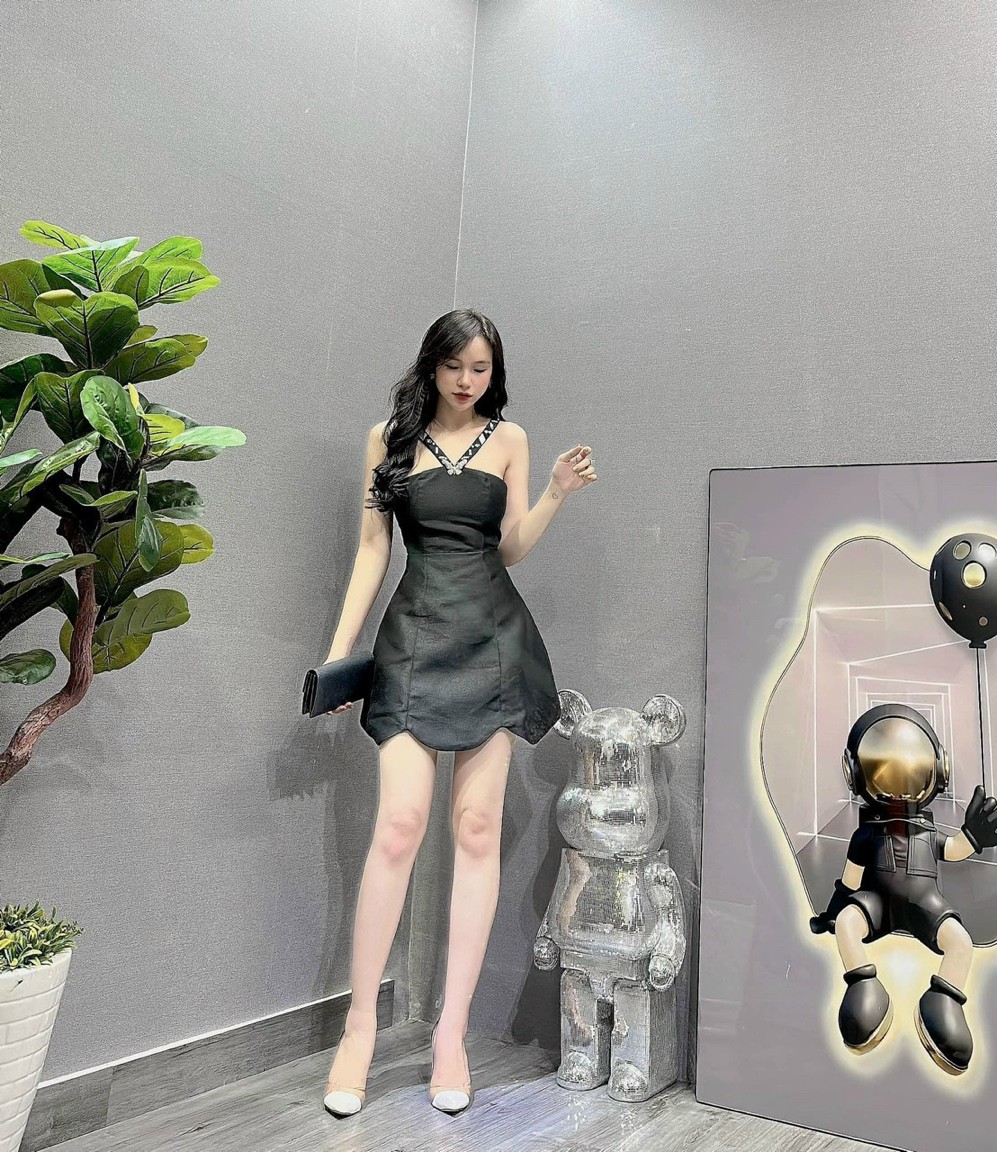 Đầm Tapta 2 Dây Bản To Đính Đá