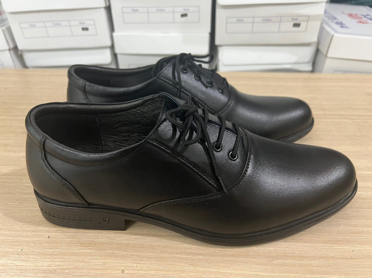 Men's Genuine Leather Office Shoes Lace-Up Style 407A
