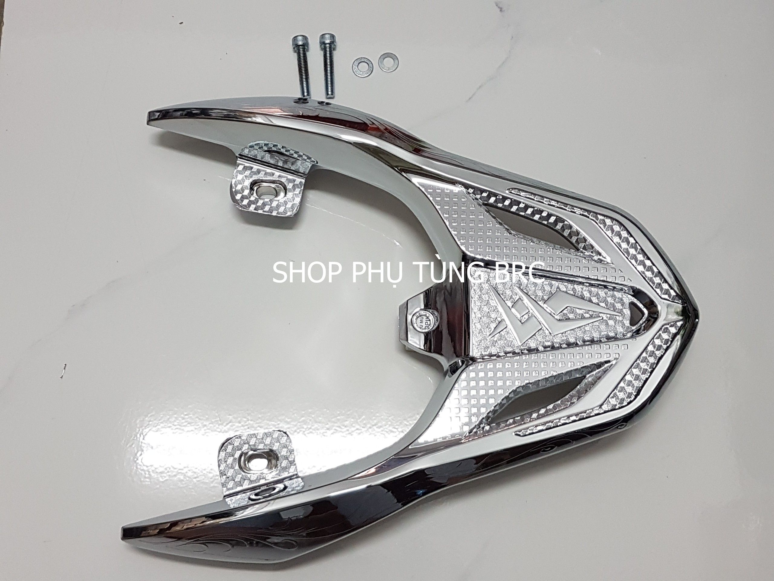 Ốp cảng mạ Crom xe VISION 2021  trở lên.