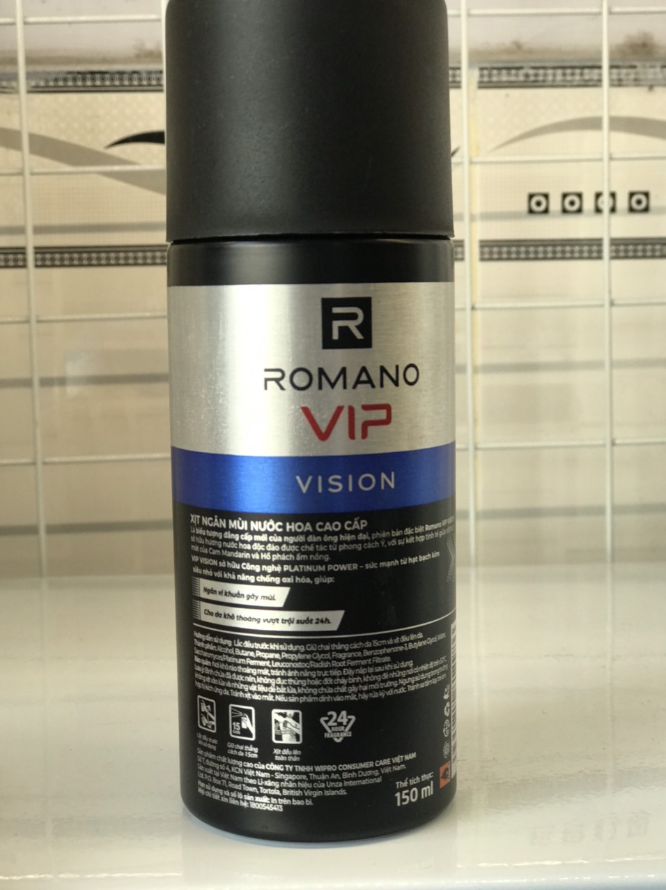 Combo 2 chai Xịt khử mùi Romano Vip 150ml