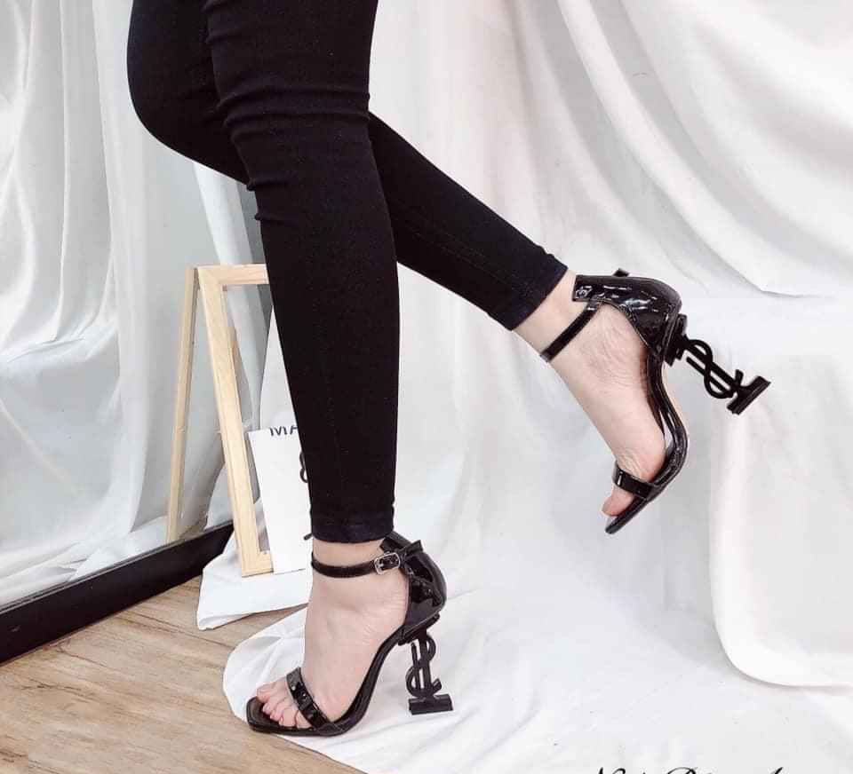 #giầy cao gót đế đồng sang chảnh