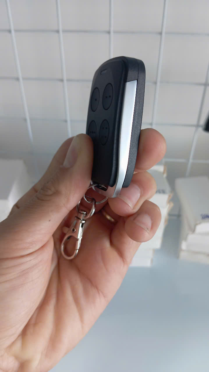 Remote cổng tự động tay đòn, cổng lùa phím 1234 mẫu mới
