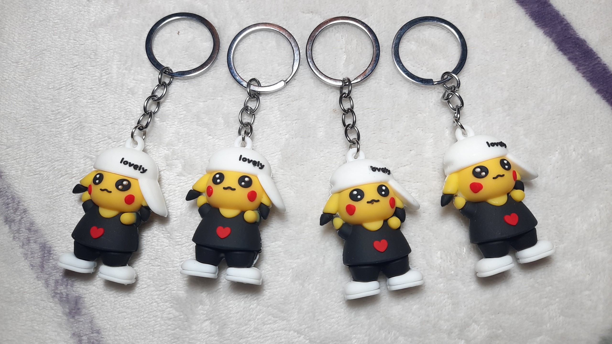 Móc khóa hình Pikachu siêu dễ thương