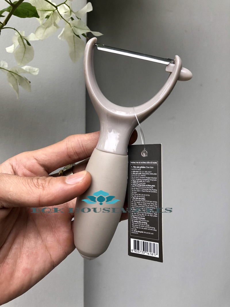 Dao bào kiểu chữ Y Lock&Lock LOL123