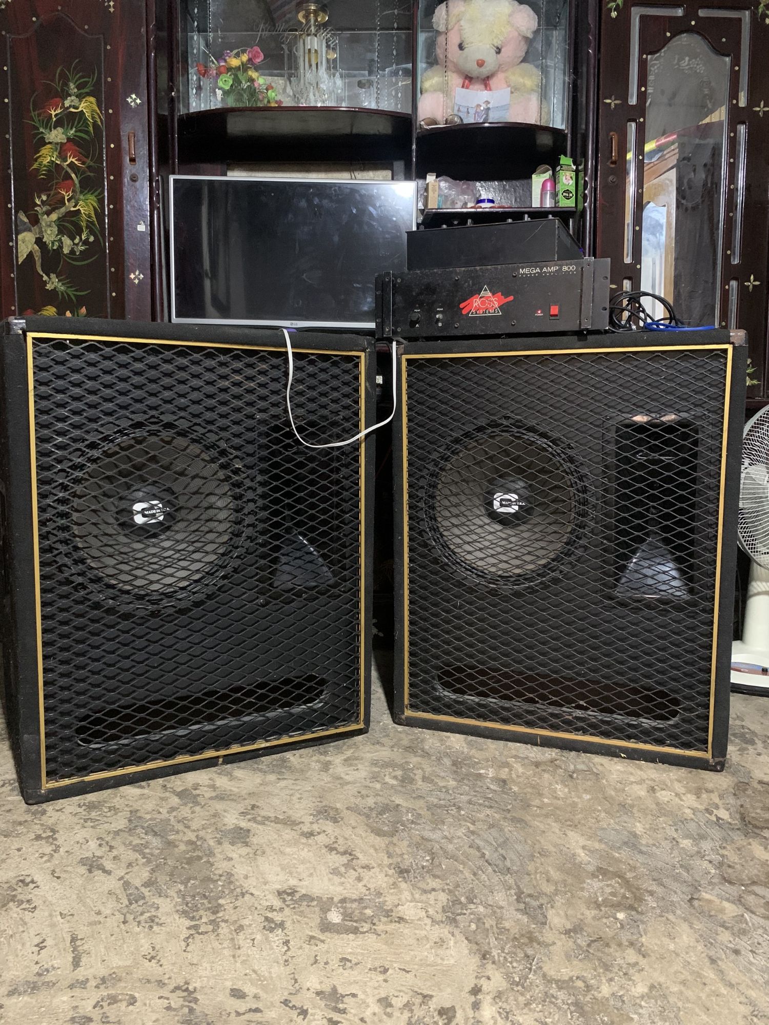 >> BÁO GIÁ loa jbl made in usa | Shopee Lazada Sendo Tiki mới nhất 4 loa bãi C-MACK made in usa bass 40 một trung treble và một siêu treble motorola loa 3 đường tiếng