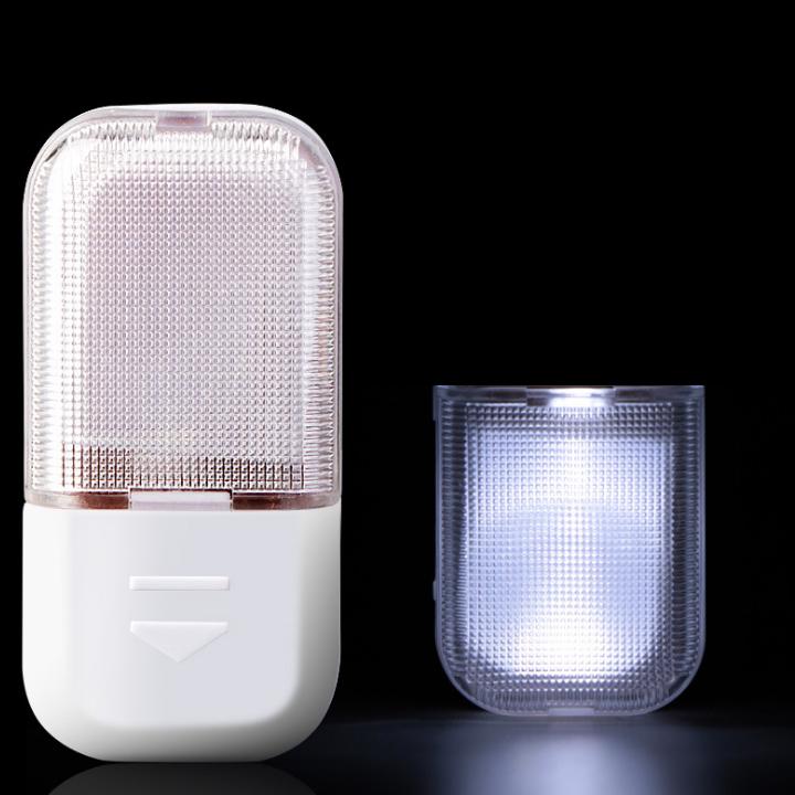 RẺ RẺ QUÁ Đèn led gắn cốp xe máy
